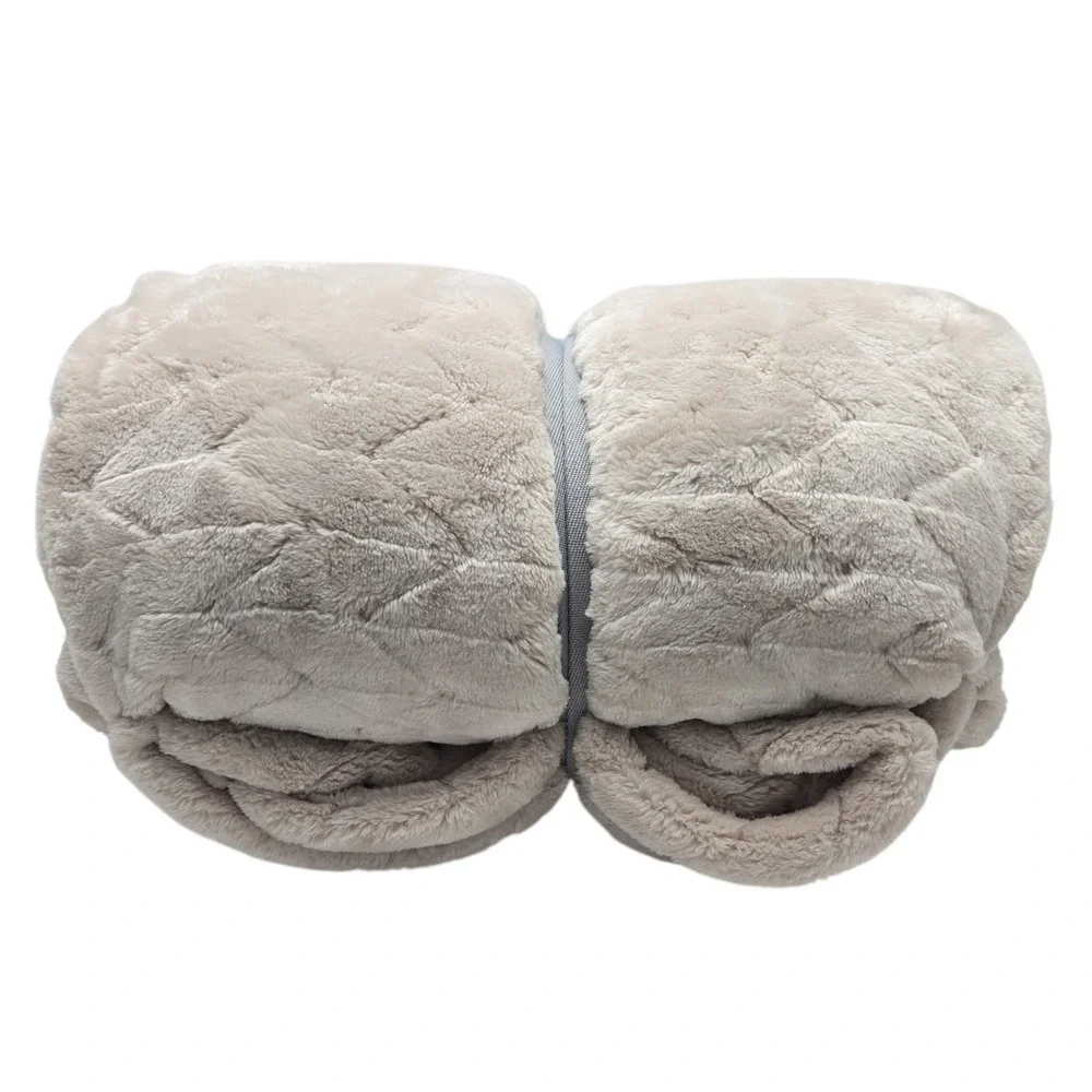 Better Homes‎ and Gardens Throw Blanket Beige Textured Plush Minimalist 50x72
